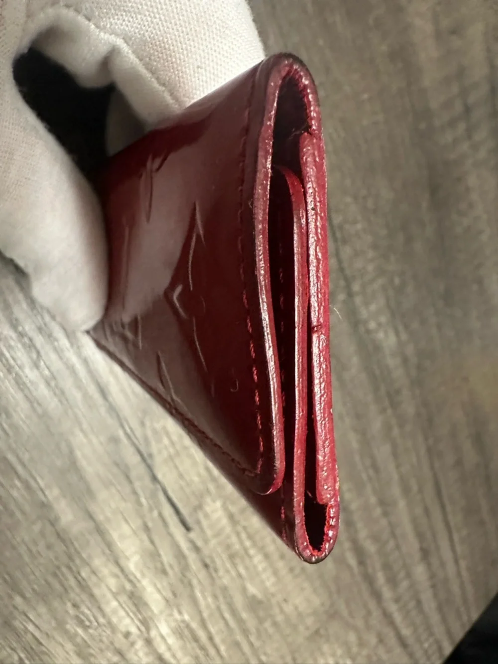 Louis Vuitton Red Vernis Embossed Monogram Key Holder